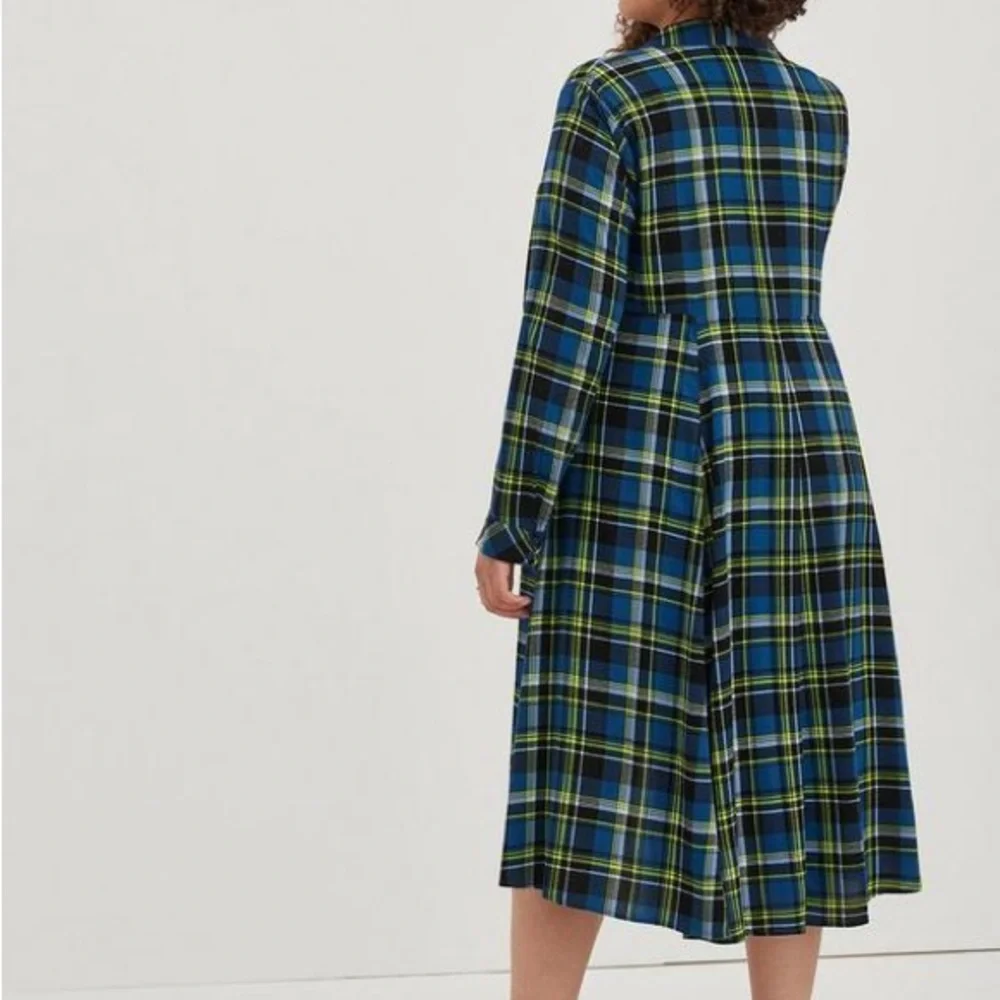 Torrid Blue and Yellow Challis Long Maxi Shirt Style Open Front Kimono Size 2X - Picture 3 of 15
